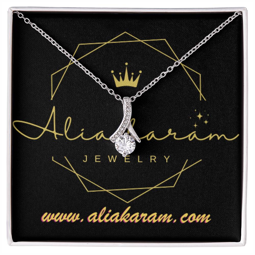 Alluring Beauty Necklace