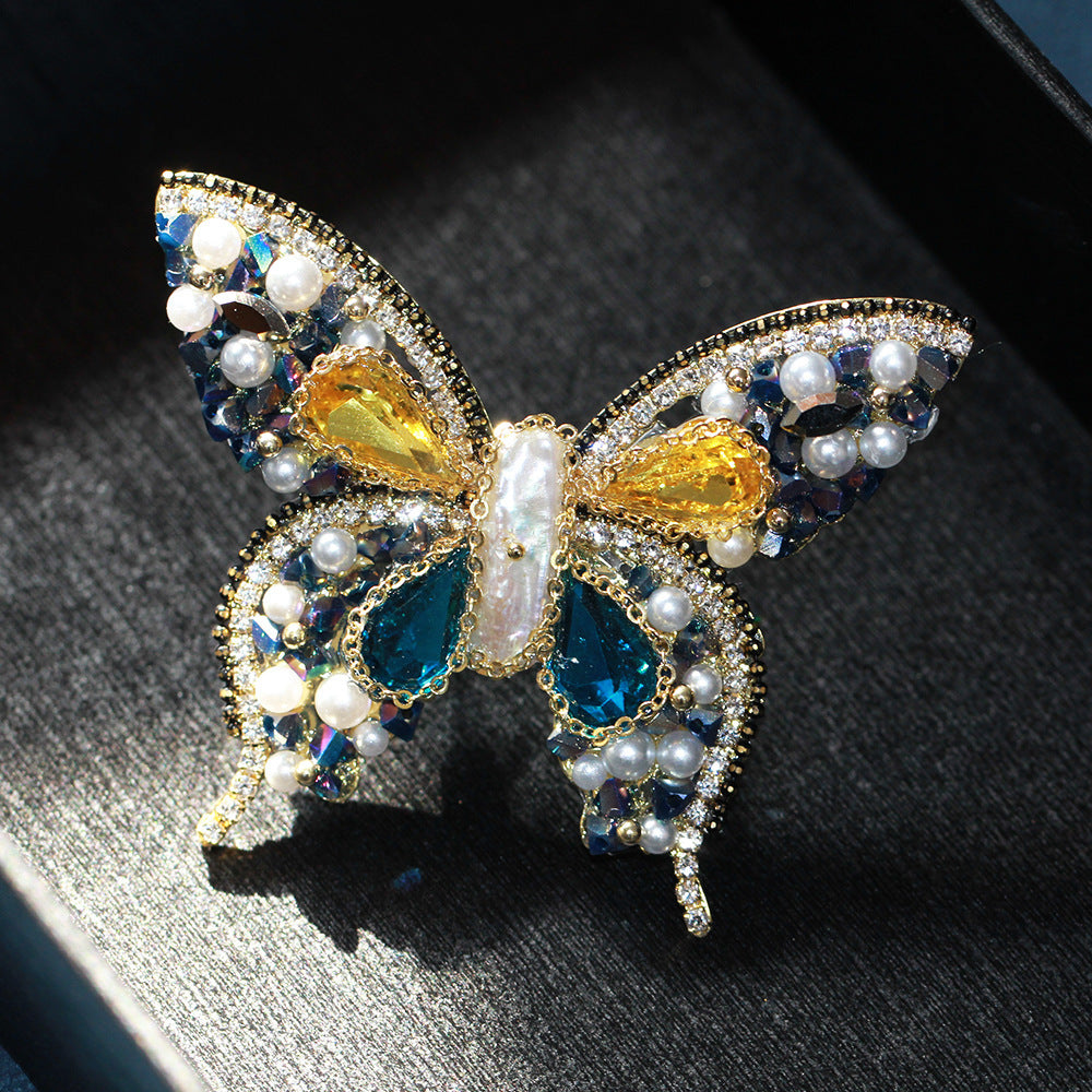 A beautiful New Handmade DIY Sticky Beads Butterfly Brooch Simple Temperament Female